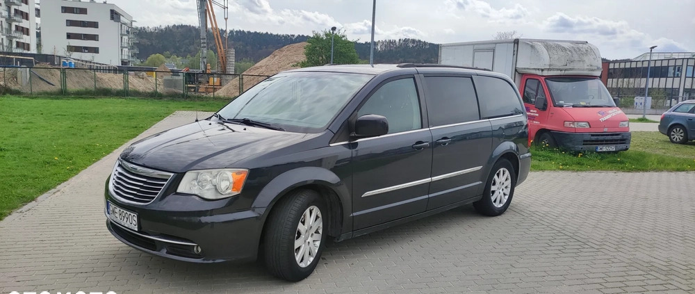 Chrysler Town &amp; Country cena 56500 przebieg: 238000, rok produkcji 2014 z Rumia małe 16